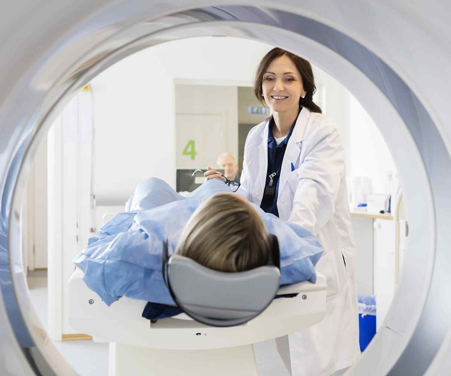 https://www.asemhairtransplant.com/wp-content/uploads/2021/08/card_image_02.jpg
